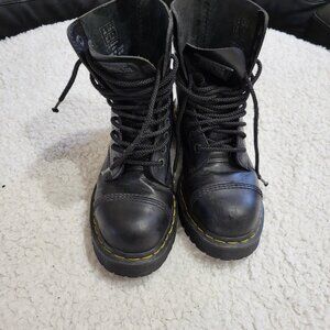 Dr Marten Air Wair Steel Toe Boots  Mens size 5 womens size 6  eu 37